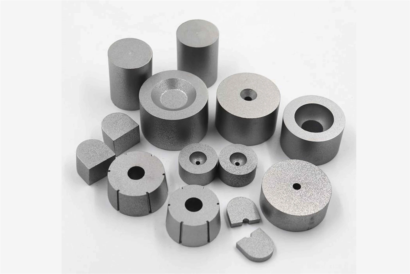 Hydraulic Press for Tungsten Powder Compaction Hydraulic Press for Tungsten Powder Compaction