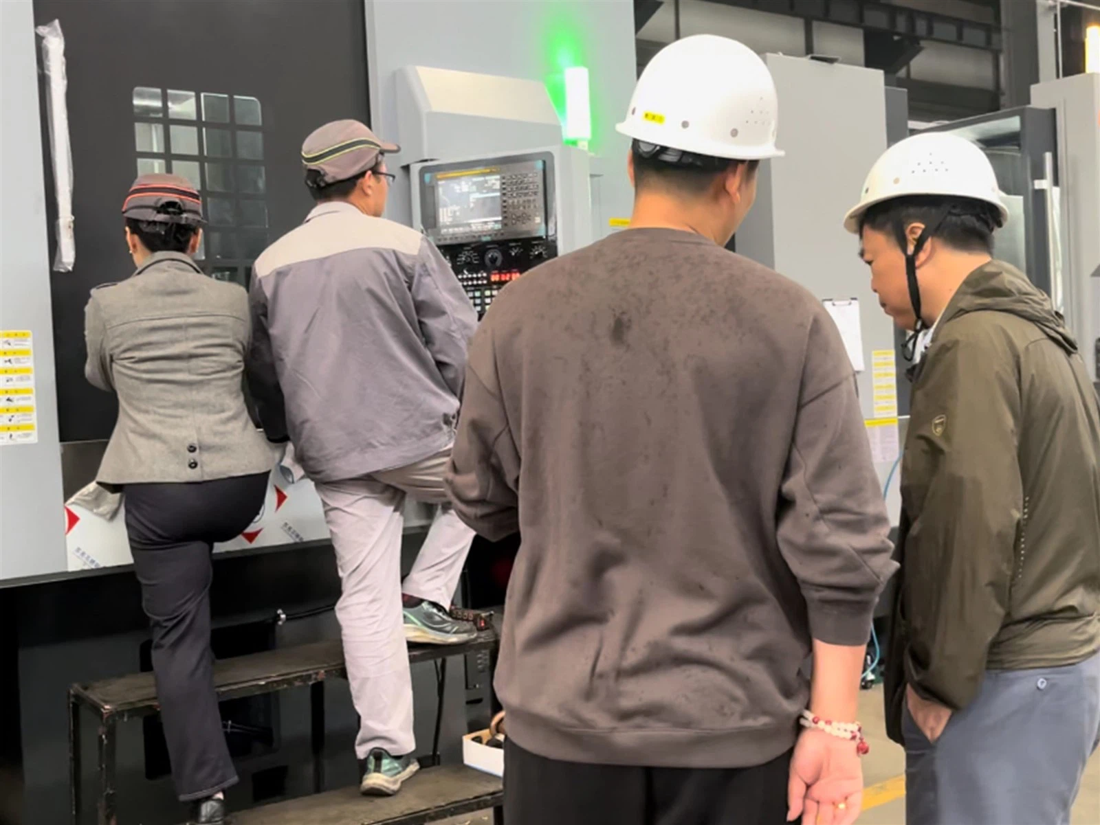 CNC vertical lathe machining testing CNC vertical lathe machining testing