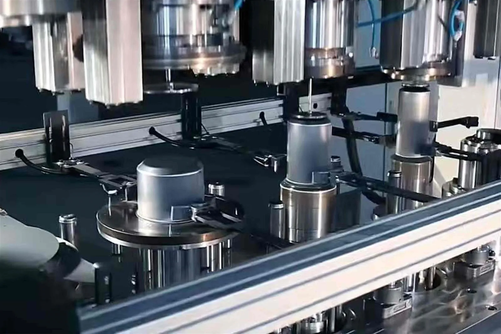 Stainless steel plate stretching hydraulic press Stainless steel plate stretching hydraulic press