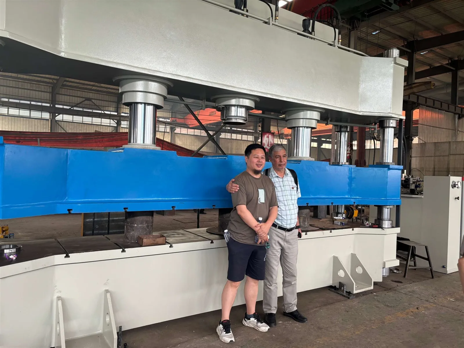 Hydraulic press manufacturers with rich experience Hydraulic press manufacturers with rich experience