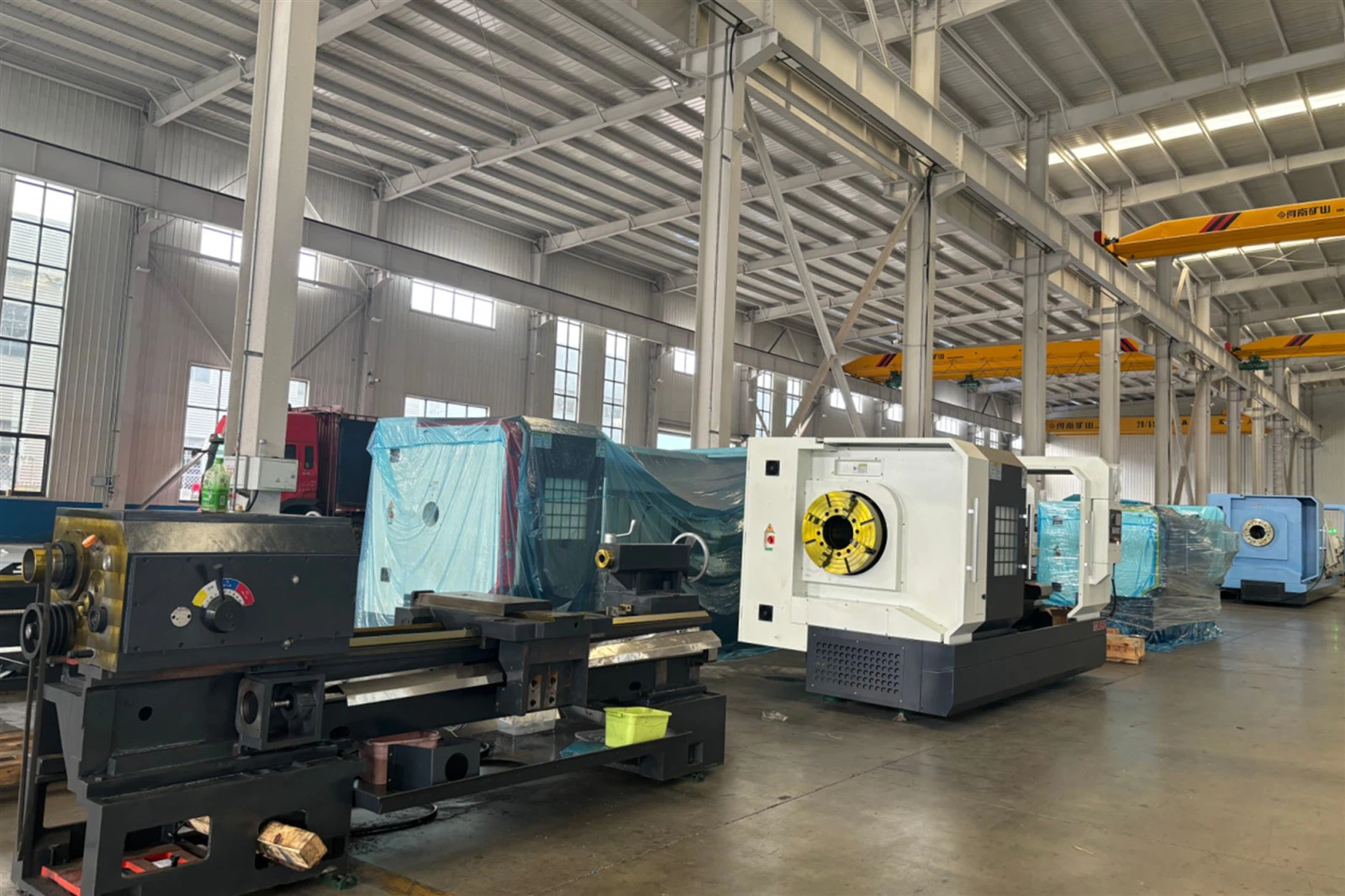 A full range of customized CNC machine tool models A full range of customized CNC machine tool models