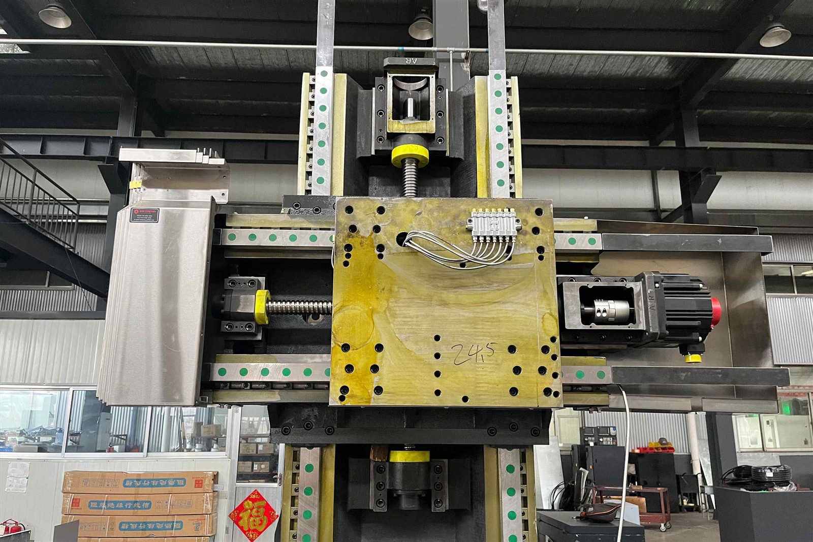 CNC Vertical Turning Machine with Independent Lateral Motion Motor CNC Vertical Turning Machine with Independent Lateral Motion Motor